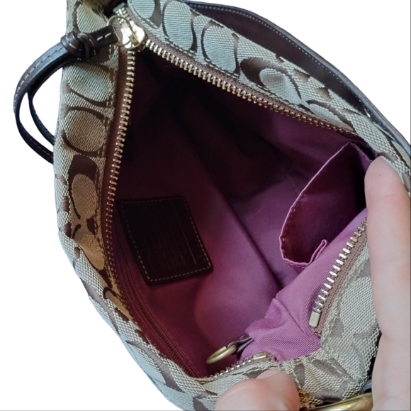 Authentic coach handbag - Picture 12 of 14